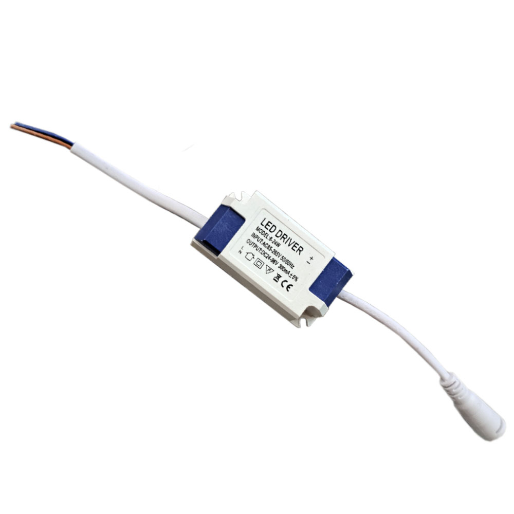 درایور جعبه دار 24-8 وات پنلی 300 میلی آمپر